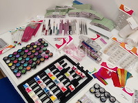 Nagelvoorraad: nail art & uv/led-gels • 391 items • 237 ref. - afbeelding 2 van  15