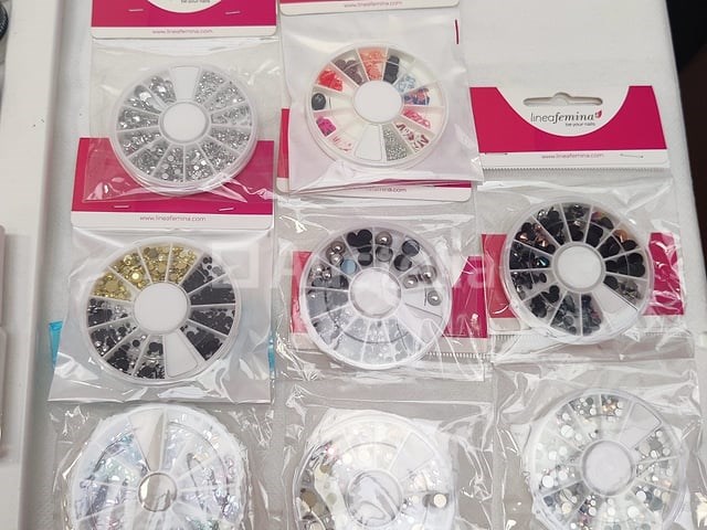 Nagelvoorraad: nail art & uv/led-gels • 391 items • 244 ref. - afbeelding 6 van  14