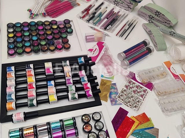 Nagelvoorraad: nail art & uv/led-gels • 391 items • 244 ref. - afbeelding 11 van  14