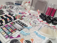 Nagelvoorraad: nail art & uv/led-gels • 392 items • 248 ref. - afbeelding 5 van  20