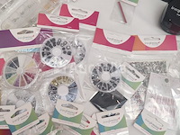 Nagelvoorraad: nail art & uv/led-gels • 392 items • 248 ref. - afbeelding 11 van  20