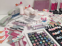 Nagelvoorraad: nail art & uv/led-gels • 392 items • 248 ref. - afbeelding 13 van  20