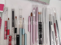 Nagelvoorraad: nail art & uv/led-gels • 393 items • 235 ref. - afbeelding 3 van  12