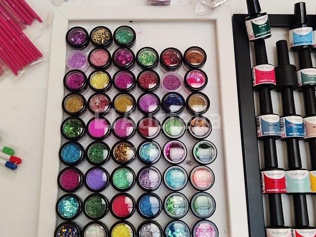 Nagelvoorraad: nail art & uv/led-gels • 393 items • 235 ref. - afbeelding 1 van  12