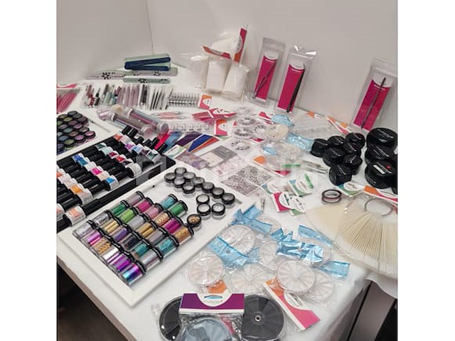 Nagelvoorraad: nail art & uv/led-gels • 393 items • 240 ref. - afbeelding 4 van  12