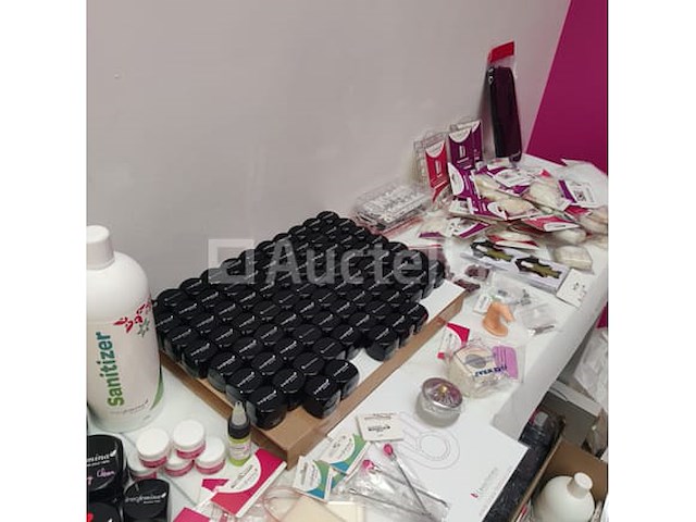 Nagelvoorraad: nail art & uv/led-gels • 393 items • 240 ref. - afbeelding 7 van  12