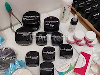 Nagelvoorraad: nail art & uv/led-gels • 395 items • 242 ref. - afbeelding 2 van  13