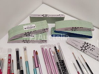 Nagelvoorraad: nail art & uv/led-gels • 395 items • 242 ref. - afbeelding 8 van  13