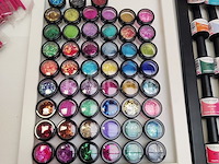 Nagelvoorraad: nail art & uv/led-gels • 395 items • 242 ref. - afbeelding 9 van  13