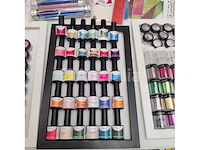 Nagelvoorraad: nail art & uv/led-gels • 396 items • 242 ref. - afbeelding 3 van  19