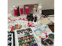 Nagelvoorraad: nail art & uv/led-gels • 396 items • 242 ref. - afbeelding 8 van  19