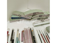 Nagelvoorraad: nail art & uv/led-gels • 396 items • 242 ref. - afbeelding 14 van  19