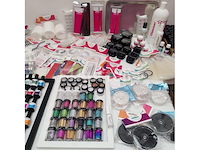 Nagelvoorraad: nail art & uv/led-gels • 396 items • 242 ref. - afbeelding 15 van  19