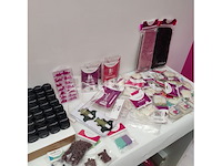 Nagelvoorraad: nail art & uv/led-gels • 396 items • 242 ref. - afbeelding 17 van  19