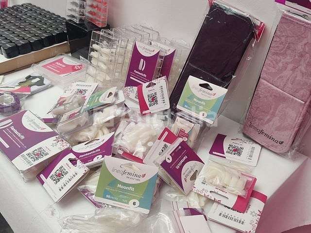 Nagelvoorraad: nail art & uv/led-gels • 397 items • 244 ref. - afbeelding 8 van  14