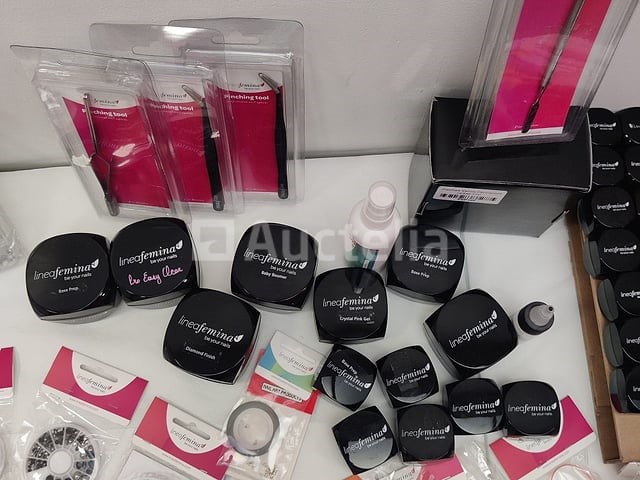 Nagelvoorraad: nail art & uv/led-gels • 398 items • 243 ref. - afbeelding 8 van  14