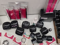 Nagelvoorraad: nail art & uv/led-gels • 398 items • 243 ref. - afbeelding 8 van  14
