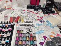 Nagelvoorraad: nail art & uv/led-gels • 398 items • 243 ref. - afbeelding 13 van  14