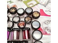 Nagelvoorraad: nail art & uv/led-gels • 423 items • folies - afbeelding 2 van  21