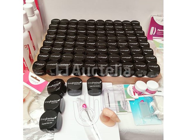Nagelvoorraad: nail art & uv/led-gels • 423 items • folies - afbeelding 16 van  21