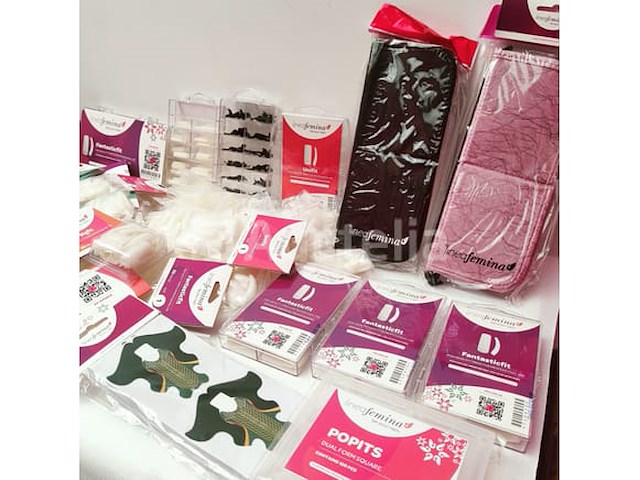 Nagelvoorraad: nail art & uv/led-gels • 423 items • folies - afbeelding 17 van  21