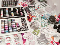 Nagelvoorraad: nail art & uv/led-gels • 424 items • 226 ref. - afbeelding 7 van  29