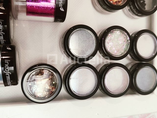 Nagelvoorraad: nail art & uv/led-gels • 424 items • 226 ref. - afbeelding 20 van  29
