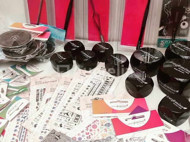 Nagelvoorraad: nail art & uv/led-gels • 424 items • 226 ref. - afbeelding 22 van  29