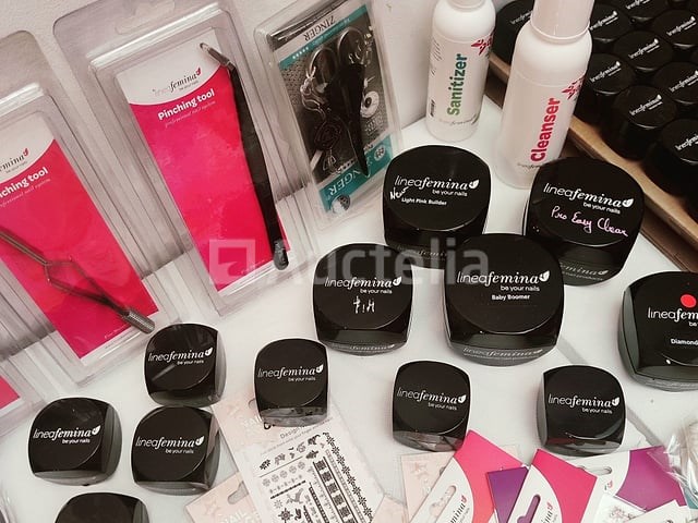 Nagelvoorraad: nail art & uv/led-gels • 424 items • 226 ref. - afbeelding 25 van  29