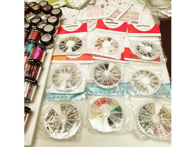 Nagelvoorraad: nail art & uv/led-gels • 425 items • 191 ref. - afbeelding 4 van  20
