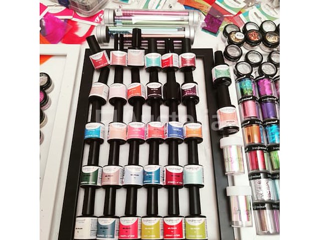 Nagelvoorraad: nail art & uv/led-gels • 425 items • 191 ref. - afbeelding 17 van  20