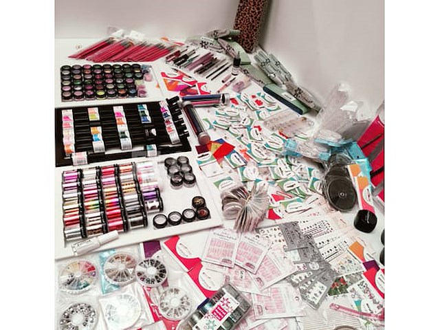 Nagelvoorraad: nail art & uv/led-gels • 432 items • 232 ref. - afbeelding 5 van  20