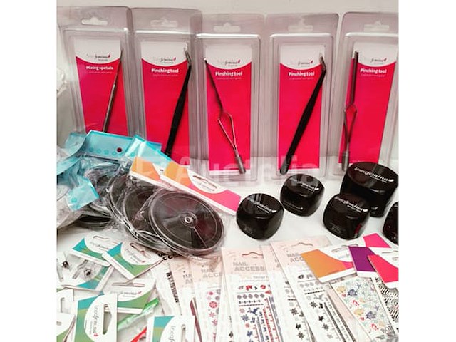 Nagelvoorraad: nail art & uv/led-gels • 432 items • 232 ref. - afbeelding 6 van  20