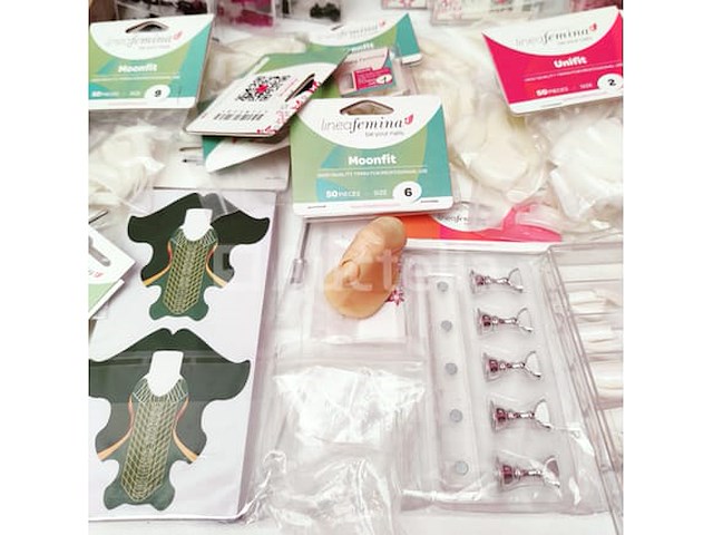 Nagelvoorraad: nail art & uv/led-gels • 432 items • 232 ref. - afbeelding 8 van  20
