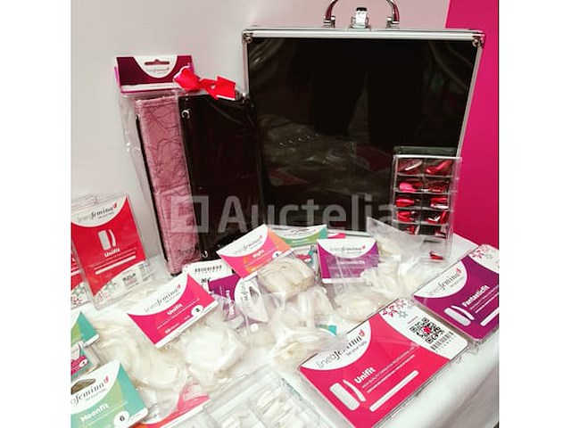 Nagelvoorraad: nail art & uv/led-gels • 432 items • 232 ref. - afbeelding 19 van  20