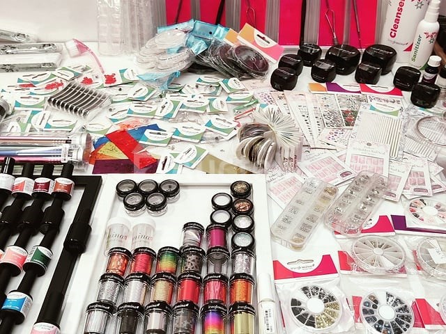 Nagelvoorraad: nail art & uv/led-gels • 440 items • 237 ref. - afbeelding 2 van  16