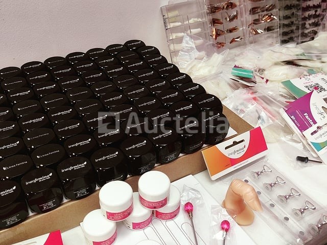 Nagelvoorraad: nail art & uv/led-gels • 440 items • 237 ref. - afbeelding 4 van  16