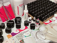 Nagelvoorraad: nail art & uv/led-gels • 440 items • 237 ref. - afbeelding 7 van  16