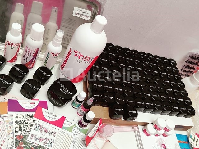 Nagelvoorraad: nail art & uv/led-gels • 440 items • 241 ref. - afbeelding 4 van  19