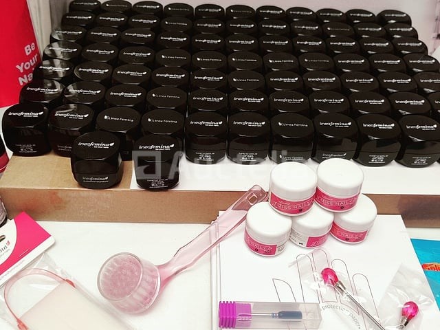Nagelvoorraad: nail art & uv/led-gels • 440 items • 241 ref. - afbeelding 1 van  19