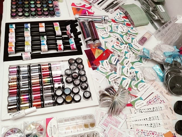 Nagelvoorraad: nail art & uv/led-gels • 440 items • 241 ref. - afbeelding 17 van  19