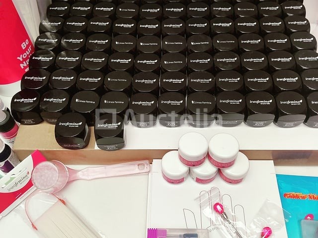 Nagelvoorraad: nail art & uv/led-gels • 440 items • 241 ref. - afbeelding 19 van  19