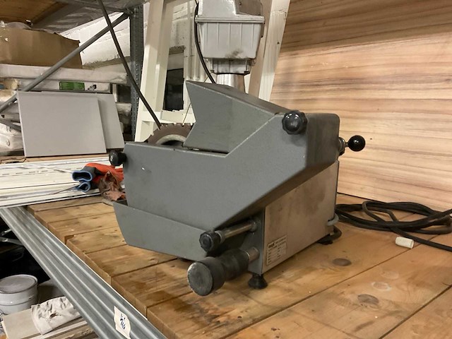 Nasfil messen slijpmachine - afbeelding 4 van  7