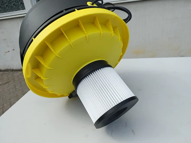 Nat en droogzuiger 100 ltr - afbeelding 2 van  15