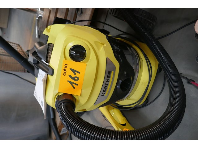 Nat en droogzuiger + ruitenwasser karcher - afbeelding 2 van  5