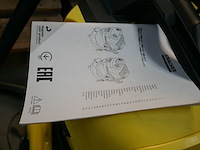 Nat en droogzuiger + ruitenwasser karcher - afbeelding 3 van  5