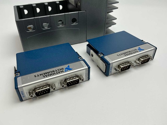 National instruments crio-9012 compactrio controller + 2x ni 9853 can module - afbeelding 6 van  7