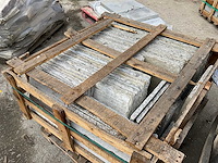 Natural patern natuursteen tegels ca. 43m2 - afbeelding 6 van  6