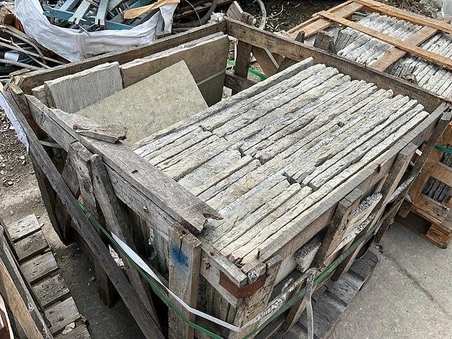 Natural patern natuursteen tegels ca. 43m2 - afbeelding 5 van  6
