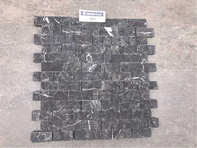 Natuursteen black marmer mozaïek 29x30,5 cm tegel 10 m² - afbeelding 1 van  3